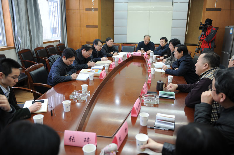 中宣部新闻局局长明立志来国模性爱
调研部校共建新闻学院工作