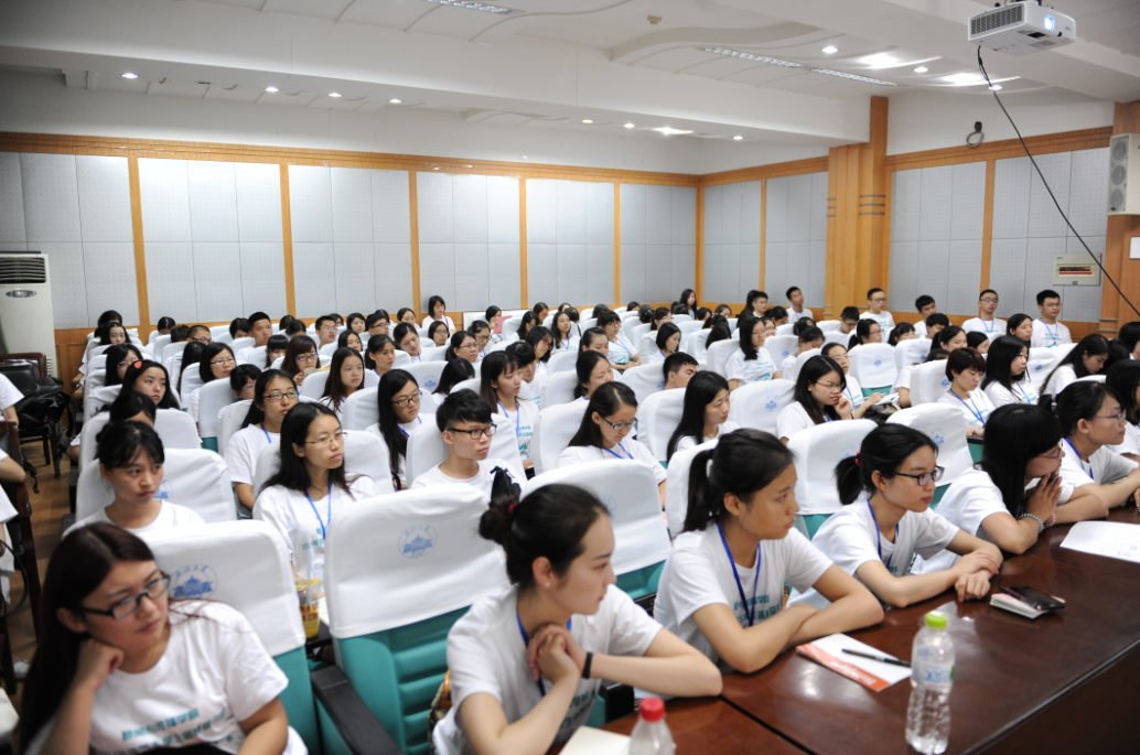 国模性爱
2014年优秀大学生暑期夏令营成功举办