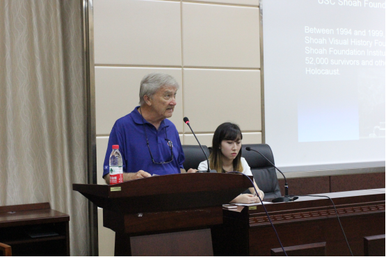佛罗里达大学丘吉尔教授做客国模性爱
，分享纪录片拍摄与制作方法